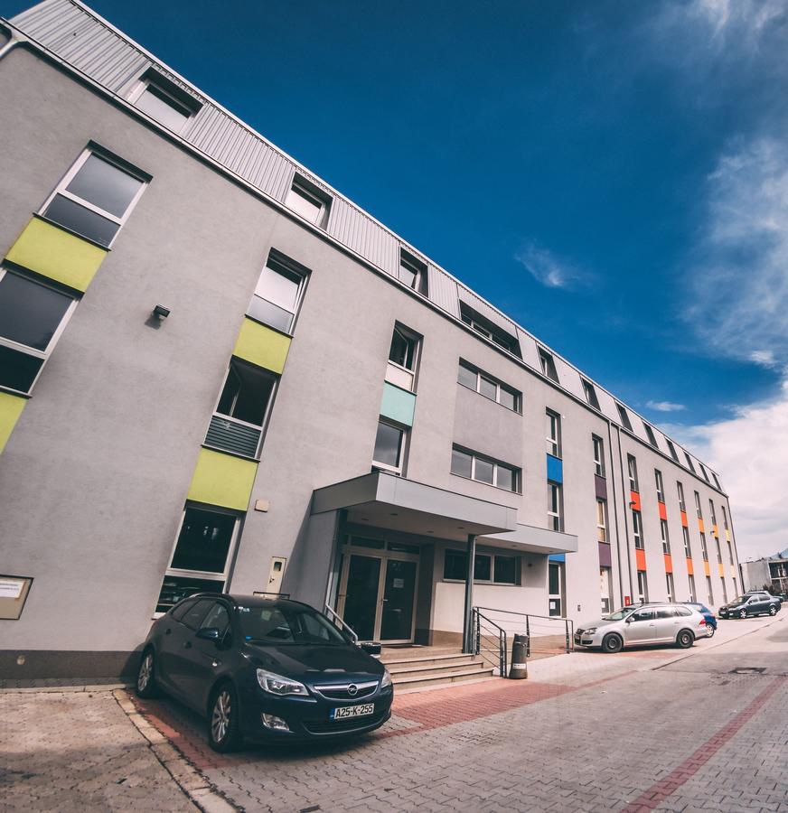Orange Business Centar Apartments ซาราเยโว ภายนอก รูปภาพ