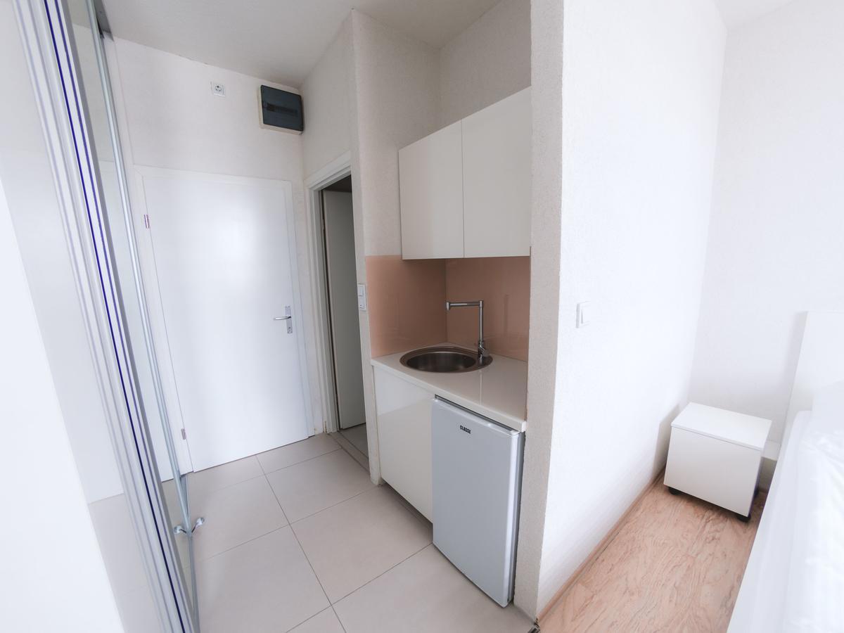 Orange Business Centar Apartments ซาราเยโว ภายนอก รูปภาพ